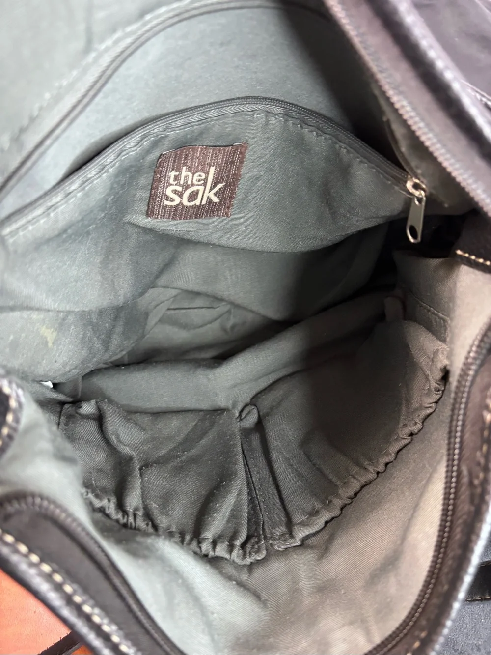 The Sak Black Leather Crossbody Shoulder Bag | Classic Everyday Style